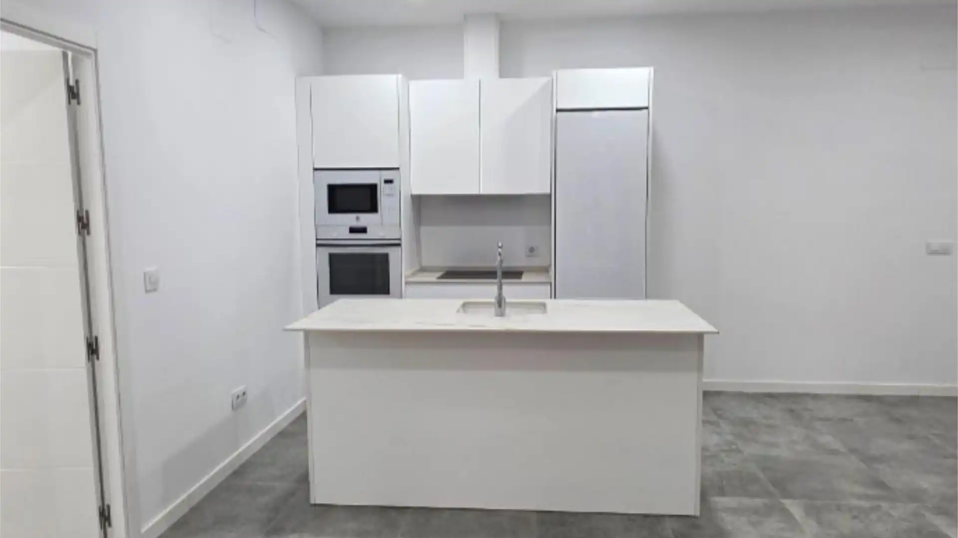 Piso en  Calle Melchor Gallegos 1 - Foto 1