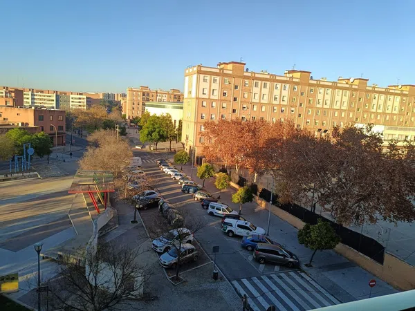 Piso en calle Escritor Azorín, 9