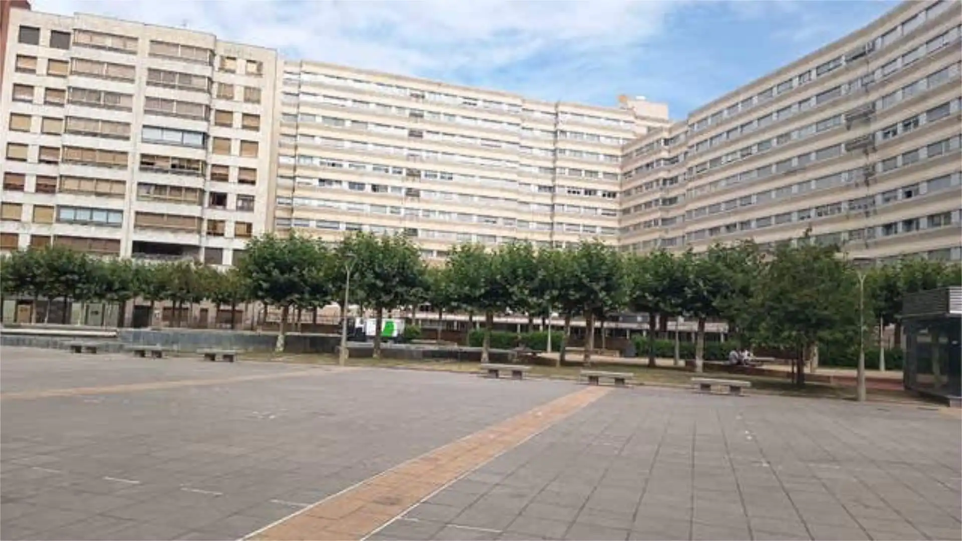 Piso en Avenida de los Reyes Católicos - Foto 3