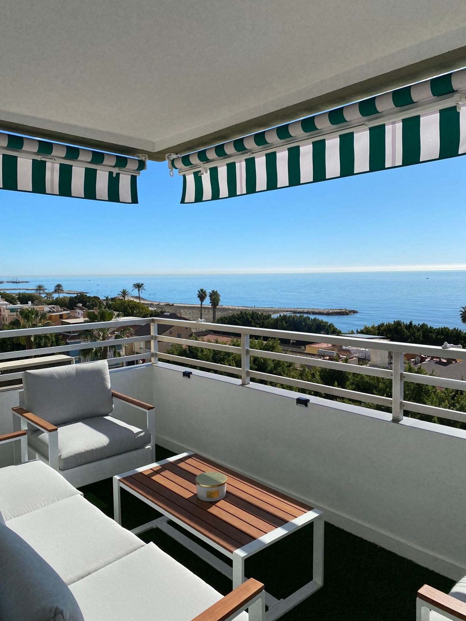 Piso en avenida Salvador Allende, 23