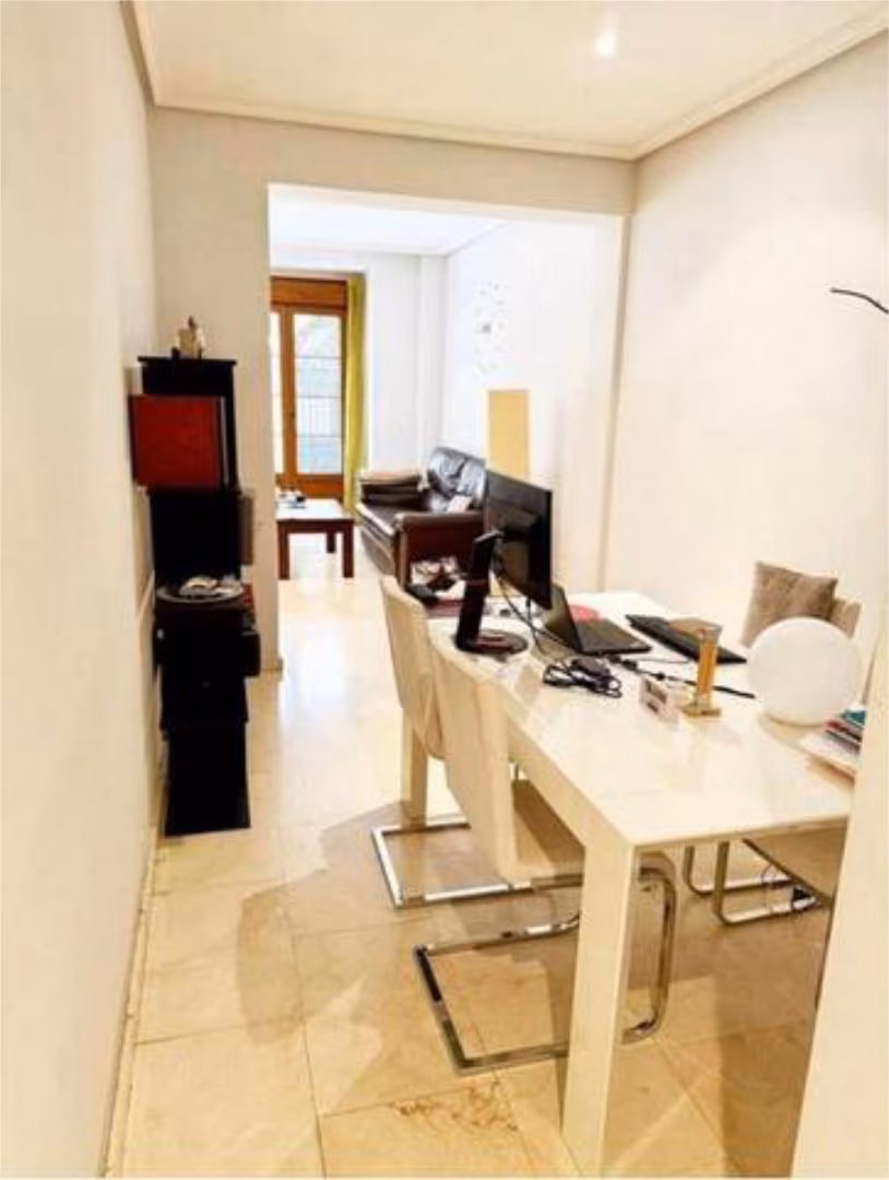 Piso en Avenida del Puerto