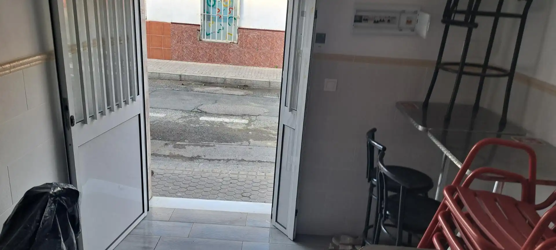 Local comercial en  Calle Extremadura 37 - Foto 2
