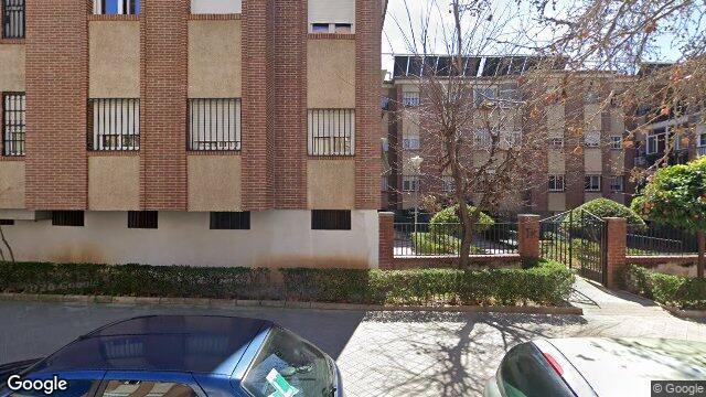 Vista de la calle de Piso en Avenida Juan Pablo II, 58