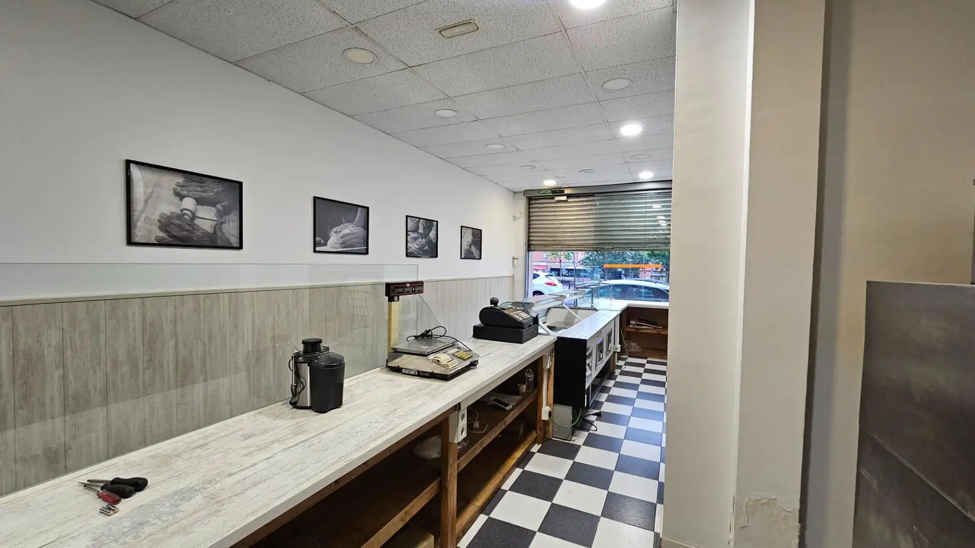 Local comercial en   DEMOSTENES DE 34 - Foto 4