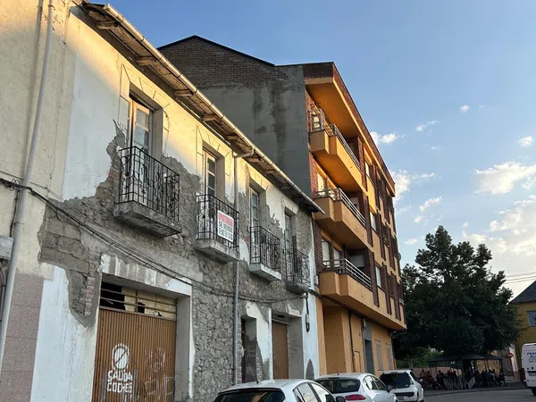 Casa de pueblo en Avenida Astorga, 5 - Foto 2