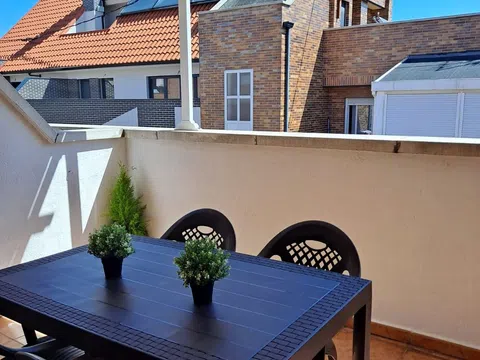 Ático en calle de Isabel Baeza, 18