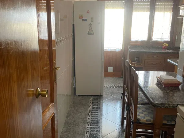 Piso en Calle Ramón y Cajal, 24 - Foto 2