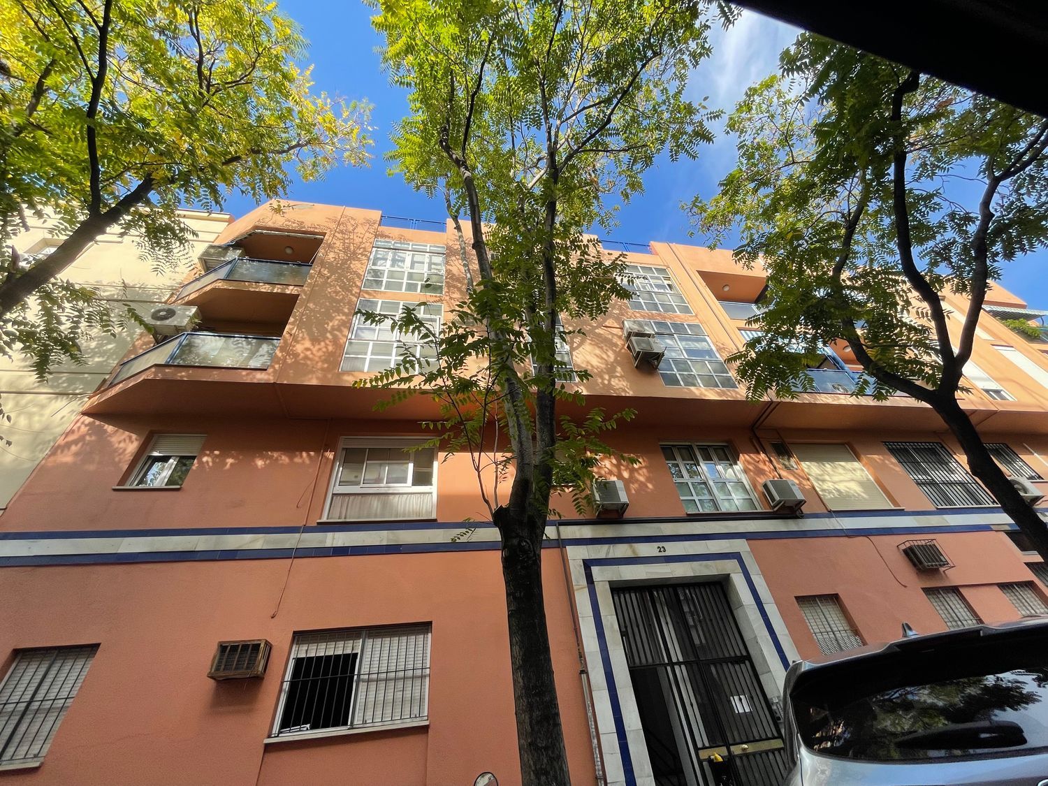Alquiler de piso en Felipe II - Bueno Monreal - Foto 1