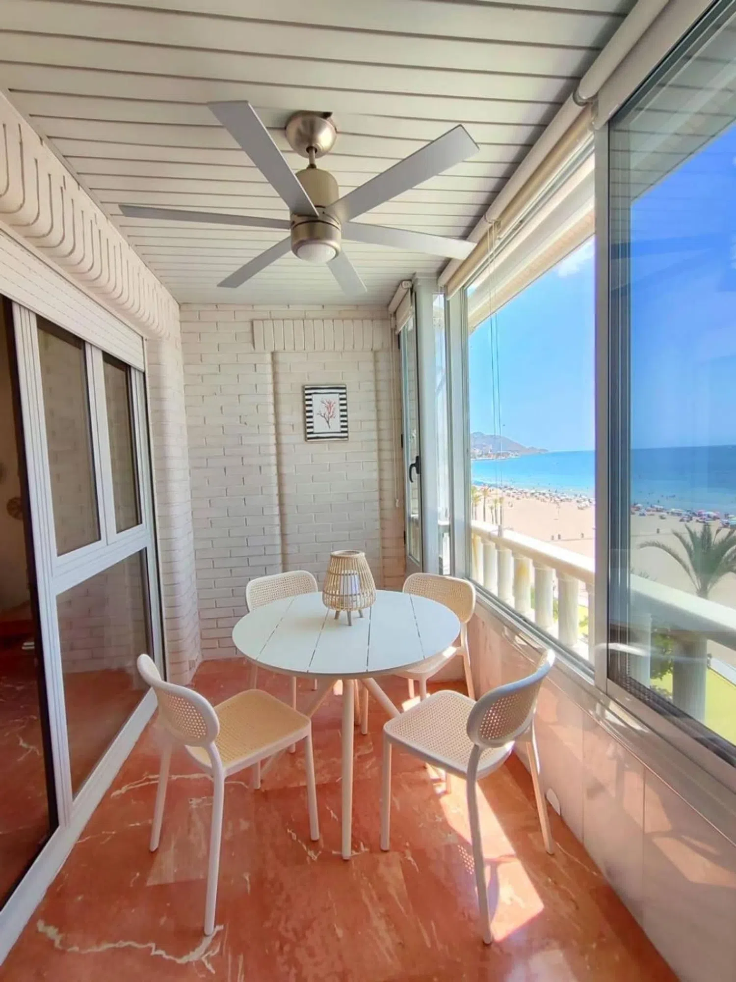 Piso en avenida de la Armada Española, 22 - Foto 1