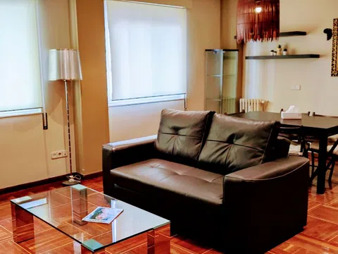 Piso en calle de Juan Montalvo, 5