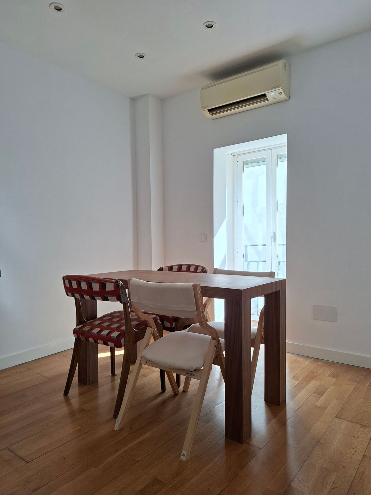 Piso en paseo de las Acacias, 11