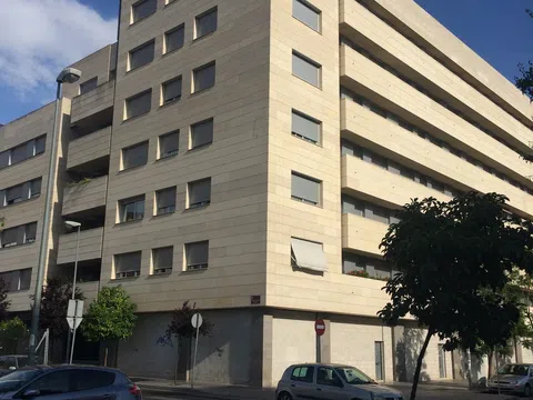 Piso en avenida de Medina Azahara, 31