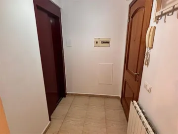 Piso en calle Carretera de Barcelona 88 - Foto 2