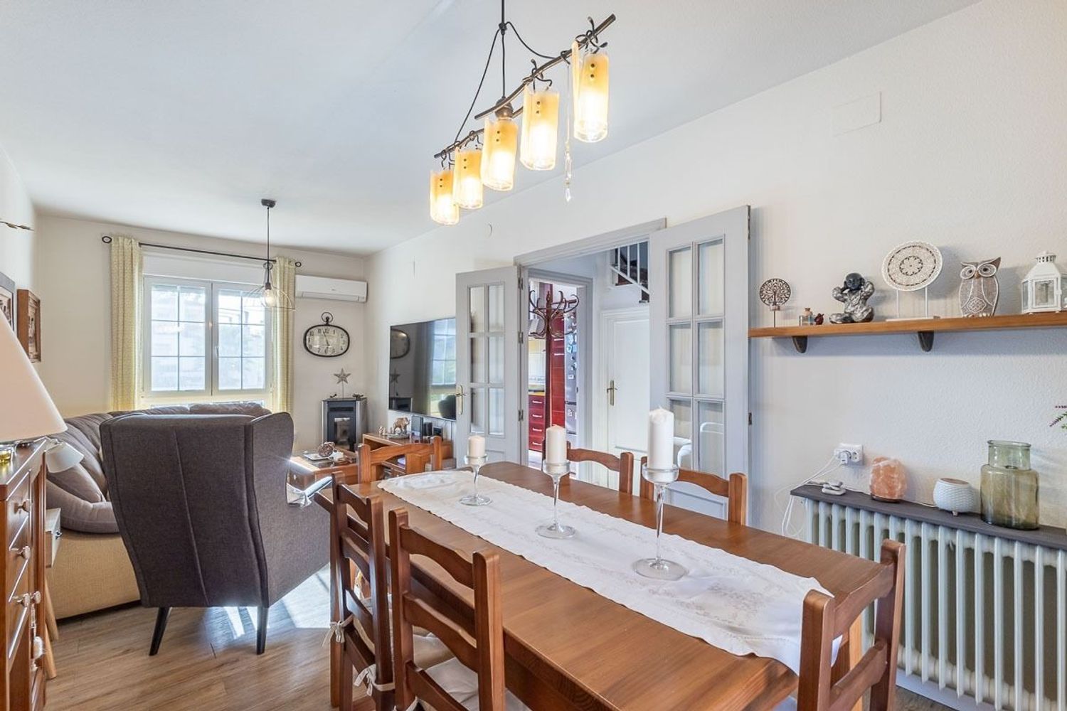 Chalet adosado en Joaquina Eguaras - Foto 2