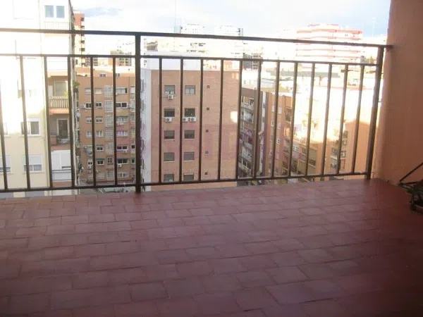 Piso en Calle de Campoamor, Ciutat Jardí - Foto 14