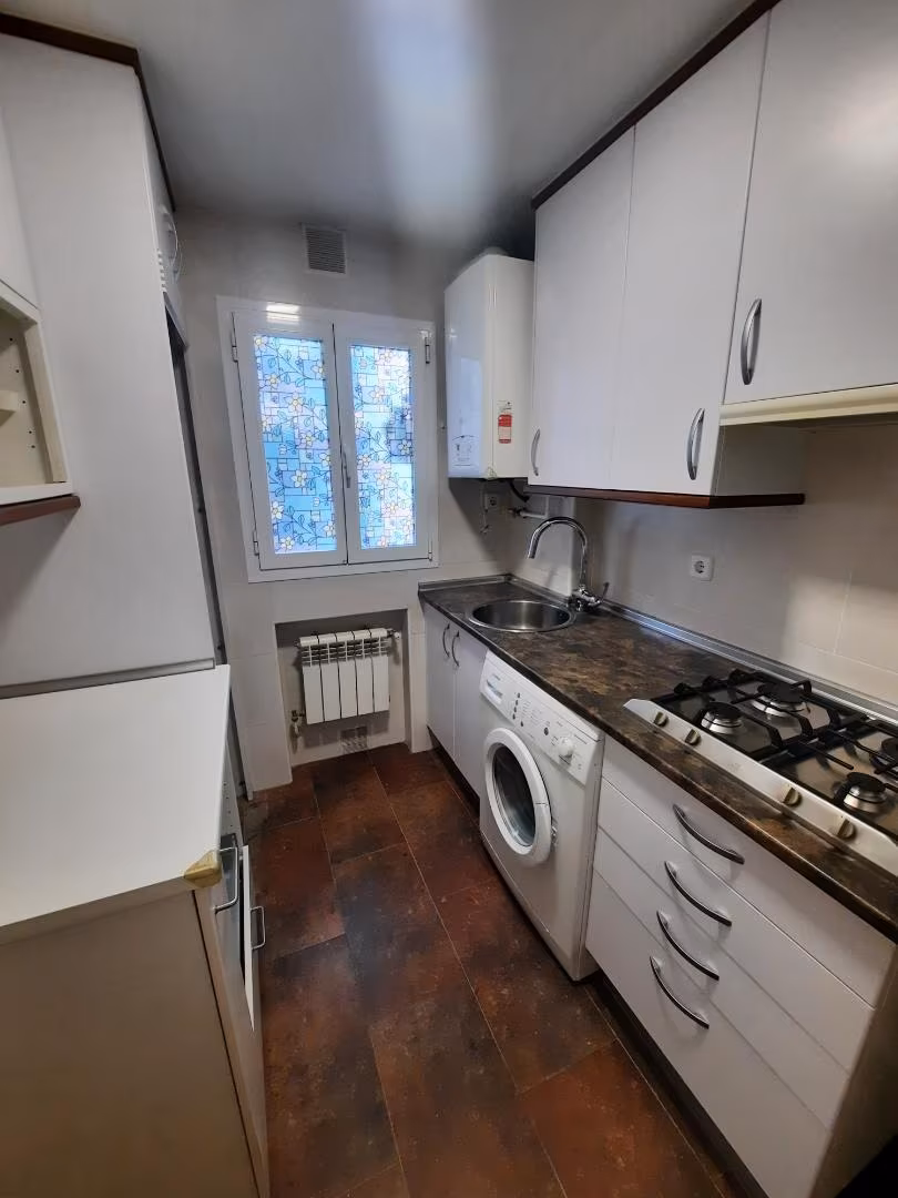 Piso en  Calle de San Restituto 8 - Foto 7