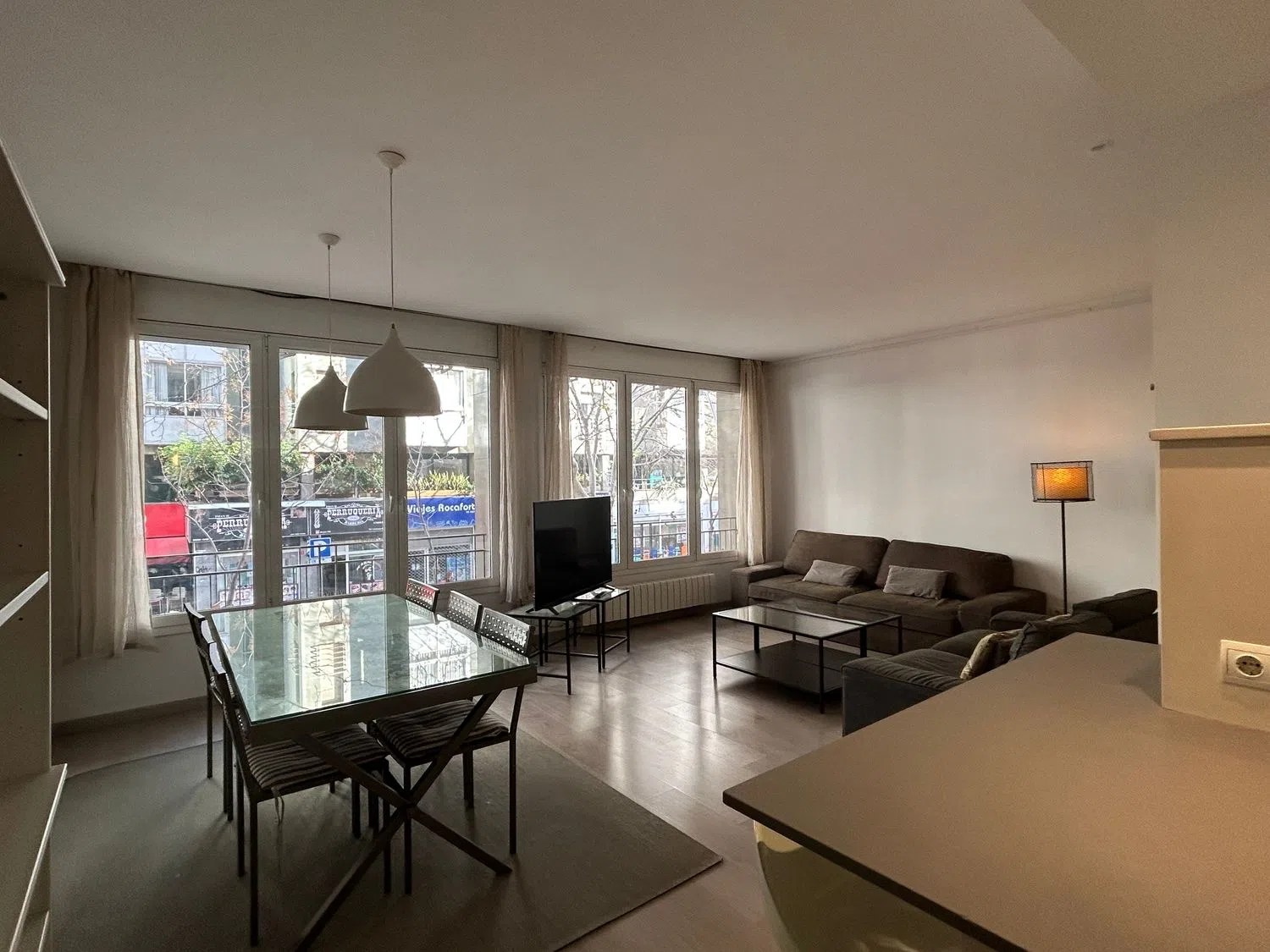 Piso en calle de Rocafort, 259 - Foto 12