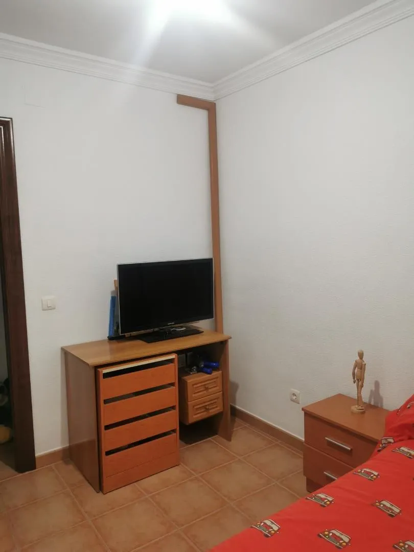 Piso en  Calle Montelirio 10 - Foto 3