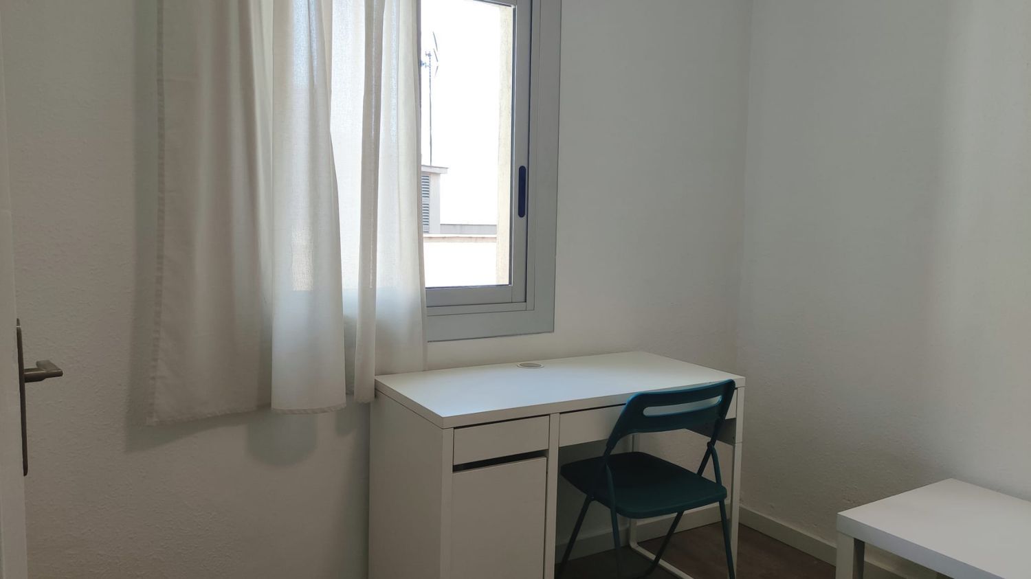 Piso en calle del Baluard, 14 - Foto 4