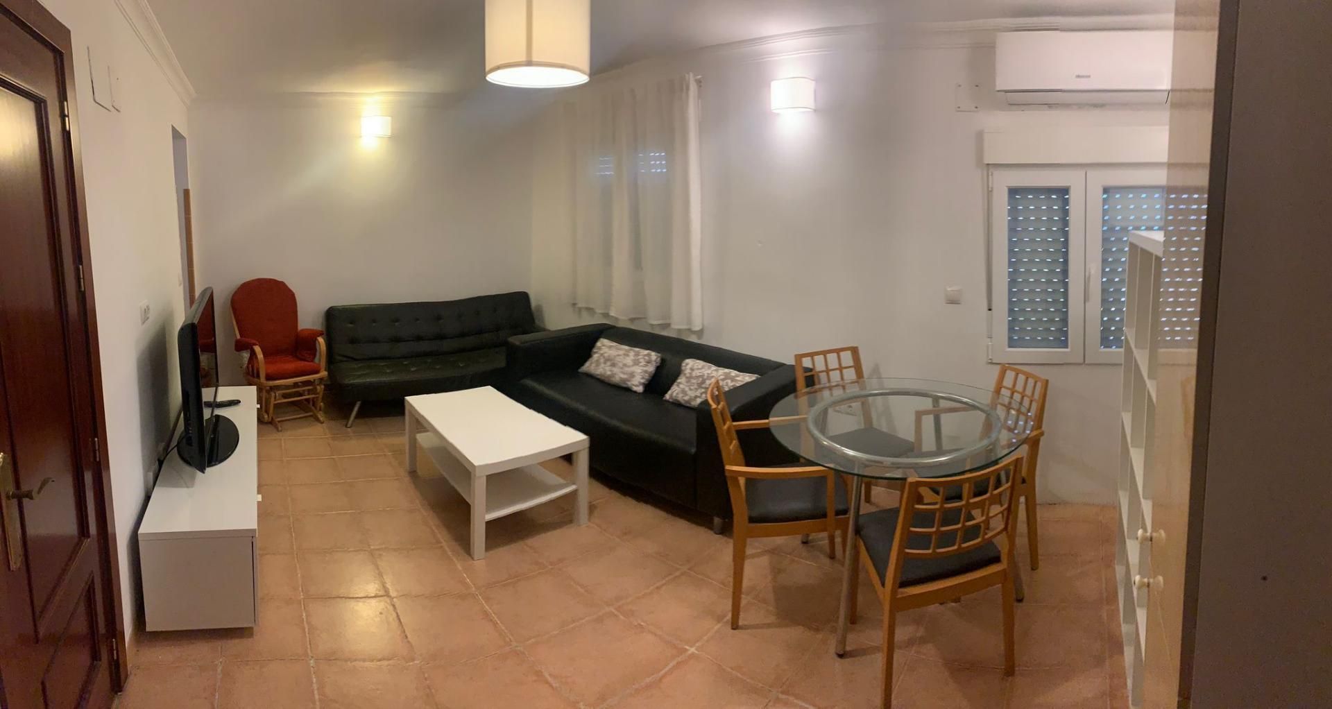 Piso en  Calle Avellana 5