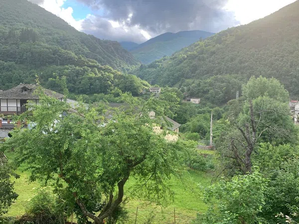 Casa de pueblo en Posada de Rengos s/n - Foto 3