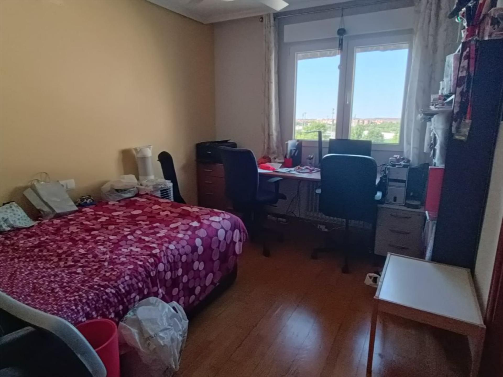 Piso en  Calle de Puentelarra 58 - Foto 9