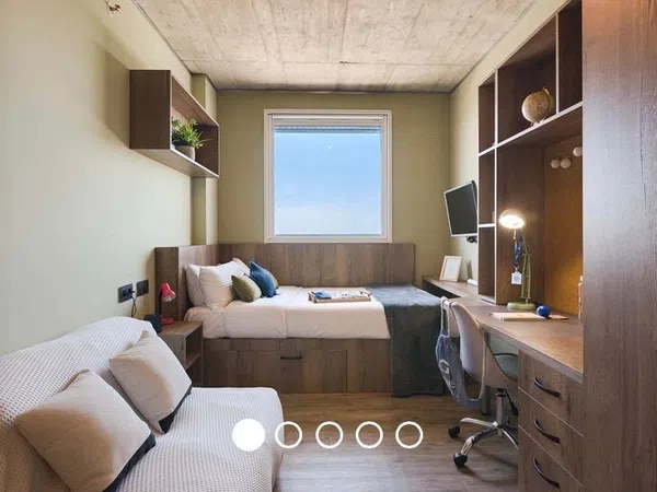 Estudio en calle de Sant Mateu, 9