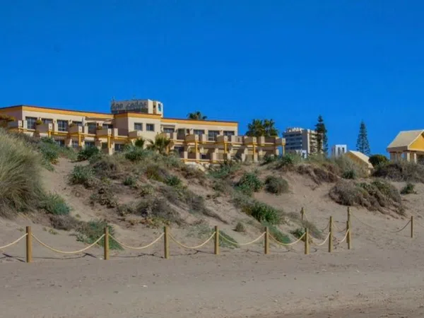 Piso en Avenida Jardines de las Golondrinas s/n, Romana Playa - Foto 1