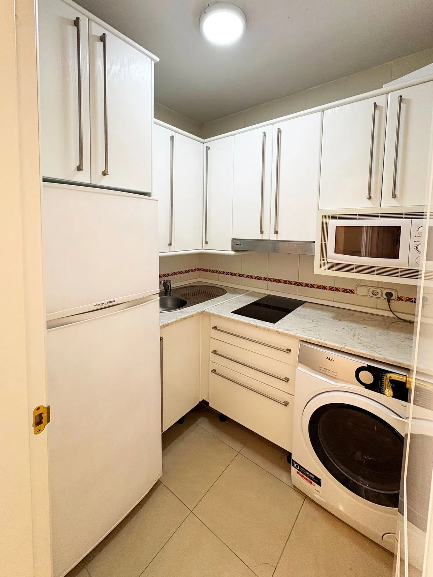 Piso en calle Pintor Martínez Virel, 1 - Foto 8