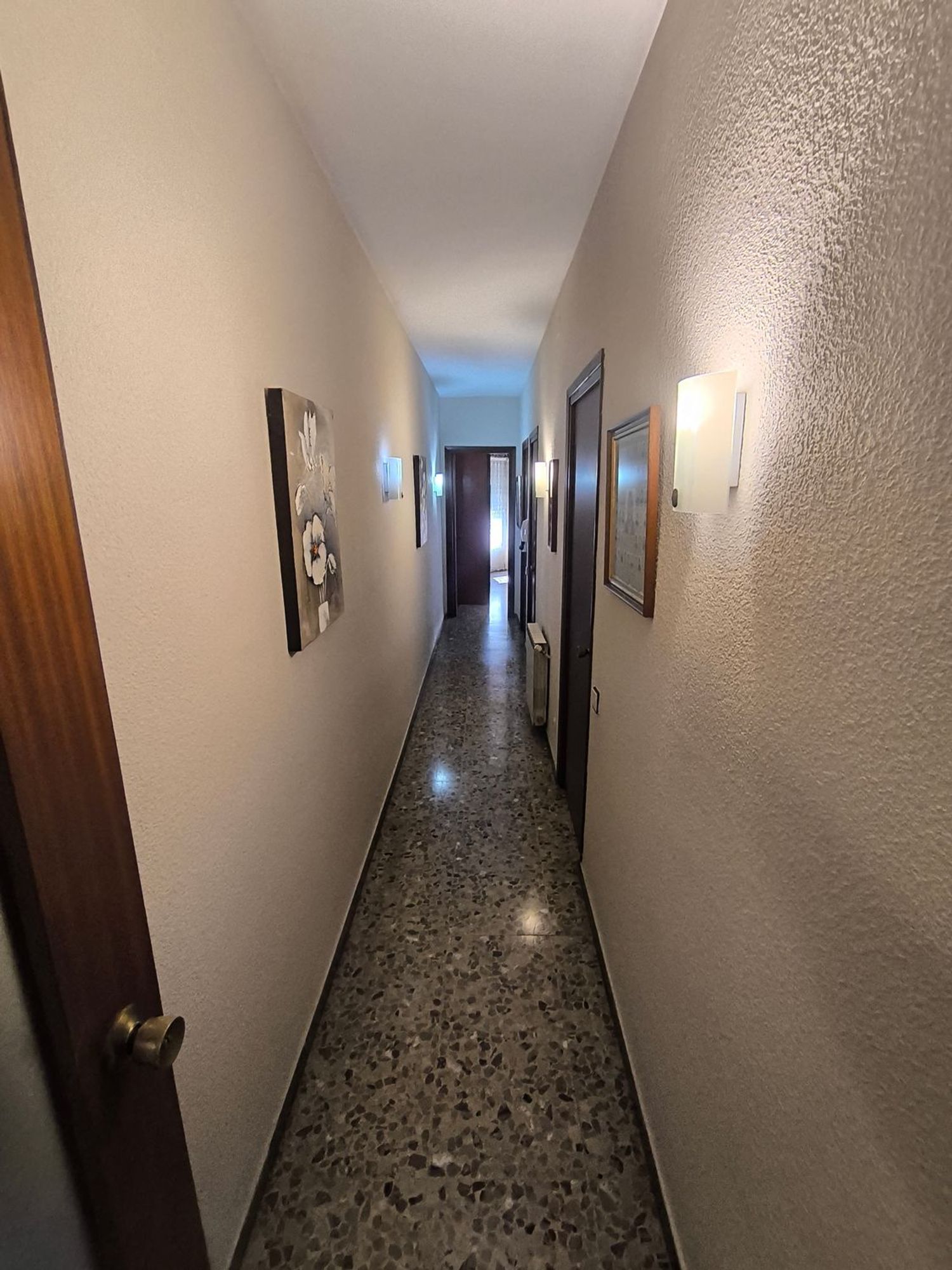Chalet adosado en Calle de Lluís Carulla, 24 - Foto 2