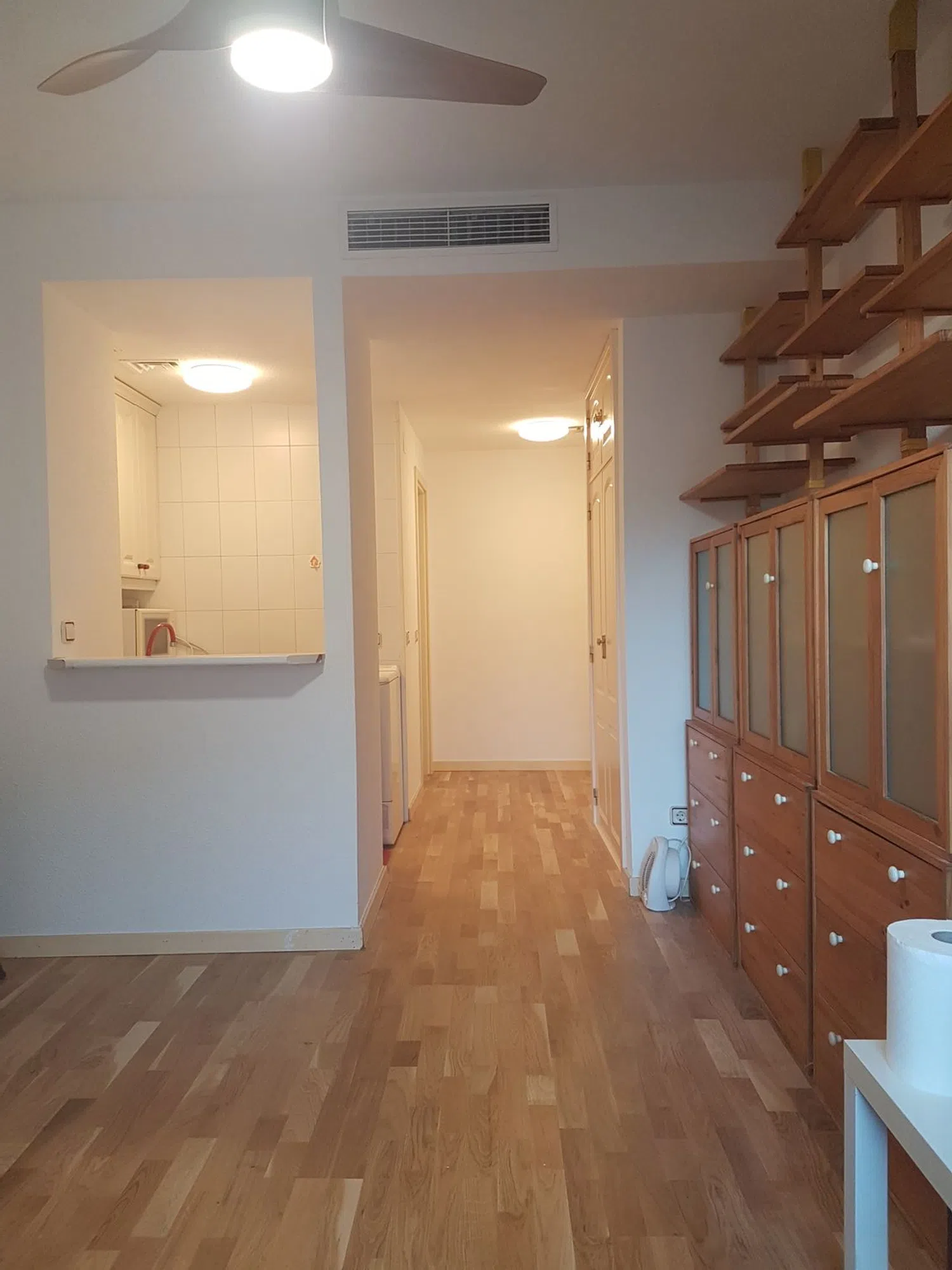 Estudio en calle de Jesús y María, 16 - Foto 3