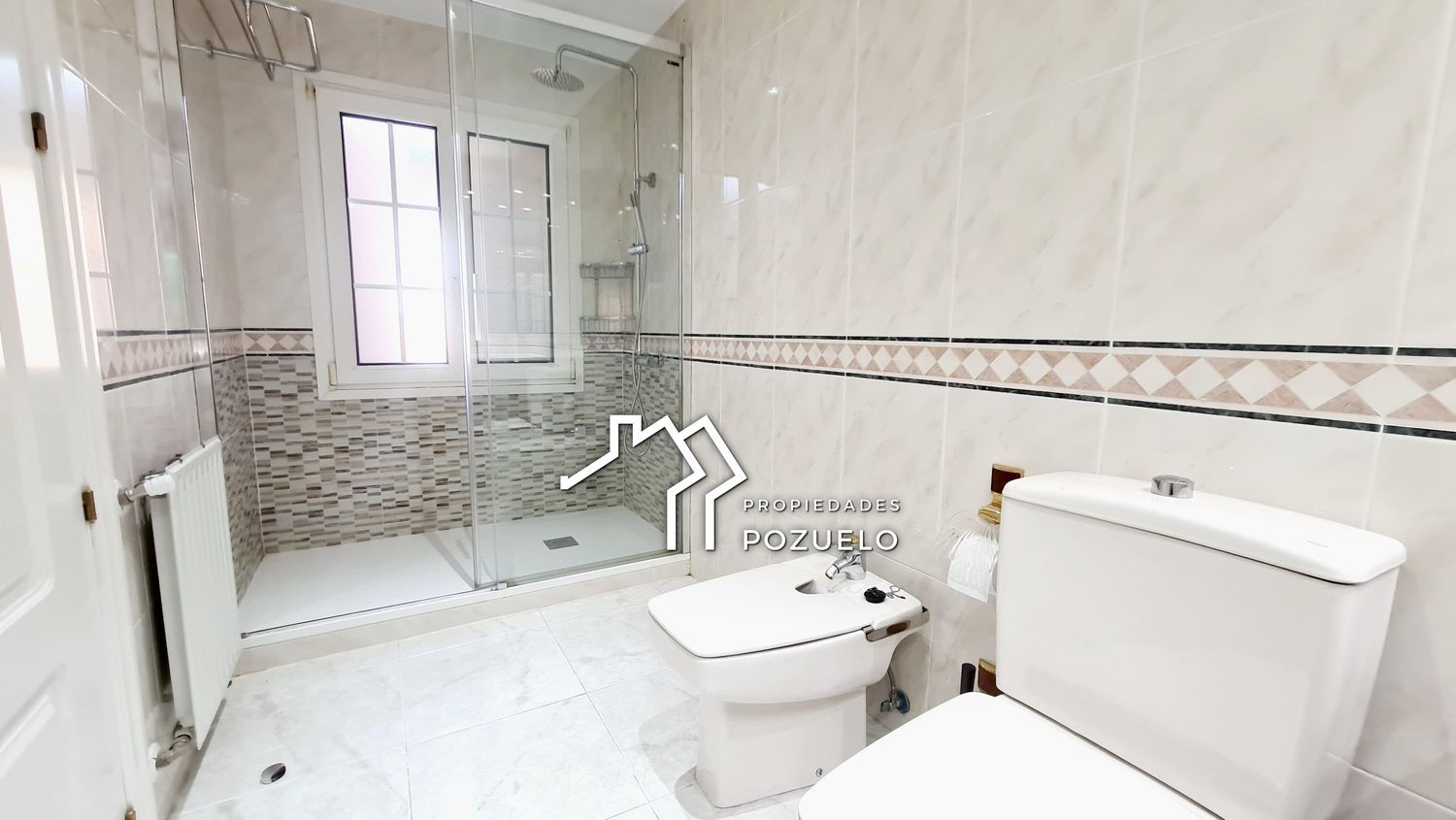 Chalet pareado en Calle Emisora, Zona Avenida Europa - Foto 18