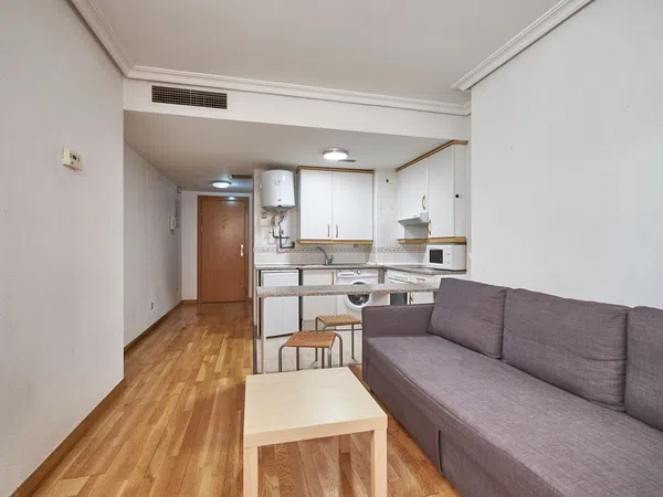 Estudio en Calle Rafael Bergamín, 16 - Foto 9