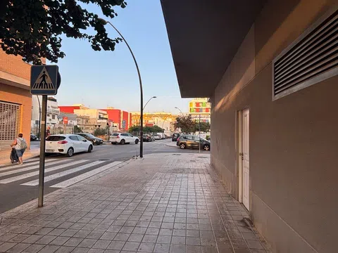 Piso en calle Benidorm, 11