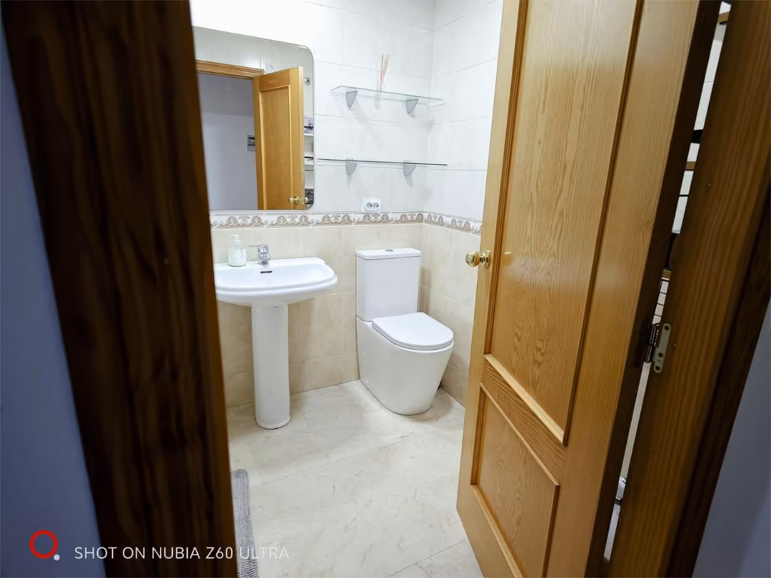 Casa adosada en  Avenida del Locutor Vicente Hipólito 20A - Foto 11