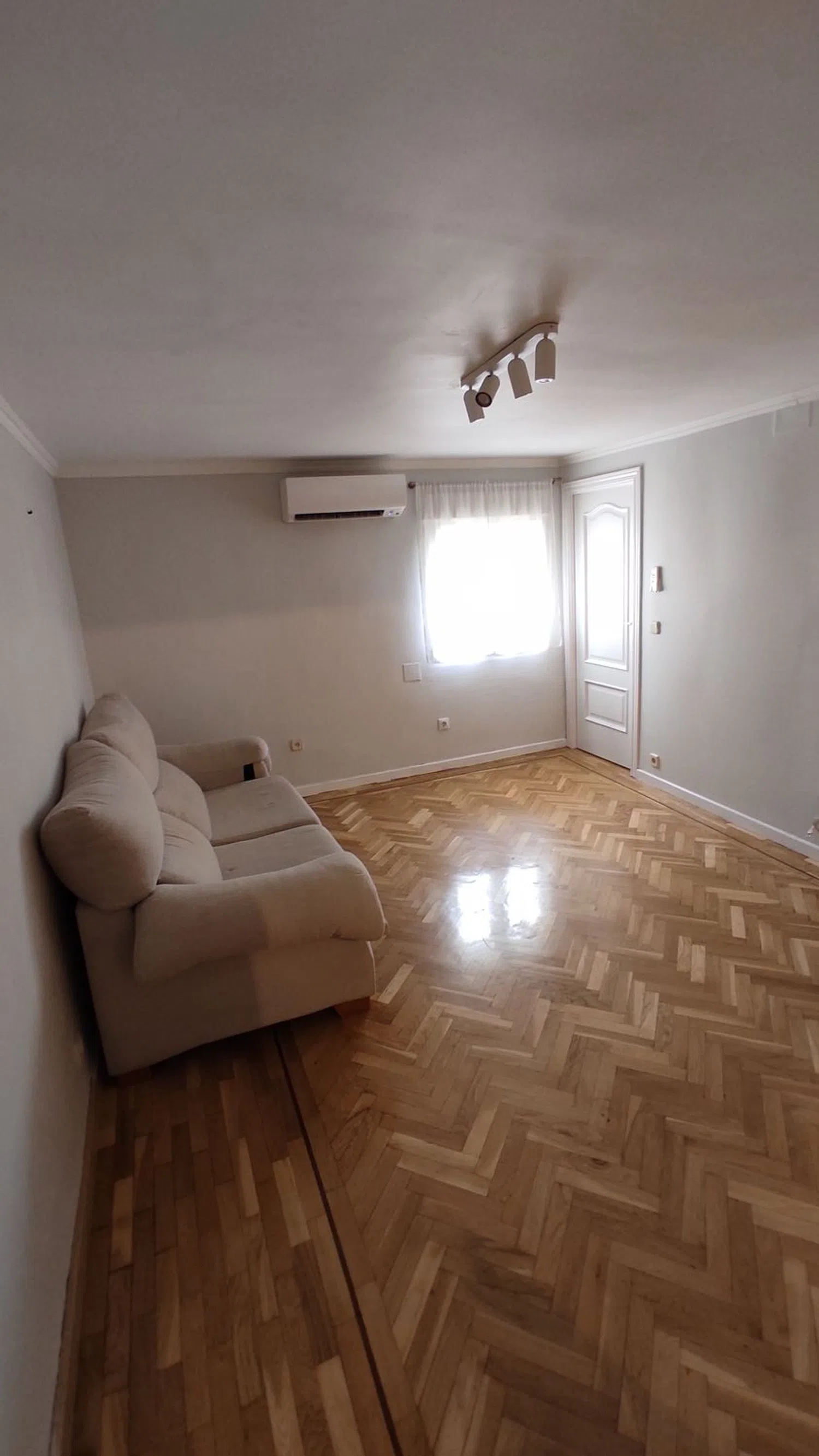 Piso en calle Berenisa, 28 - Foto 4