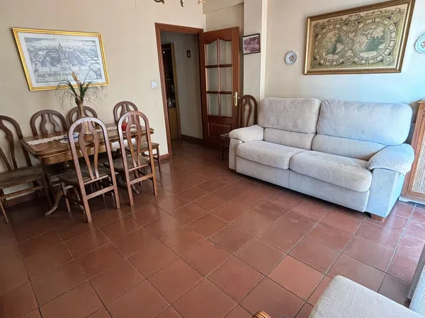 Piso en calle de Juan Duque, 44