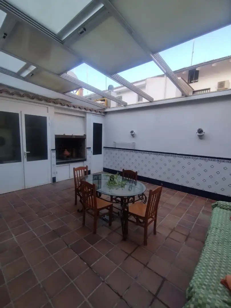 Chalet en  Carrer de Sant Domènec Savio - Foto 3