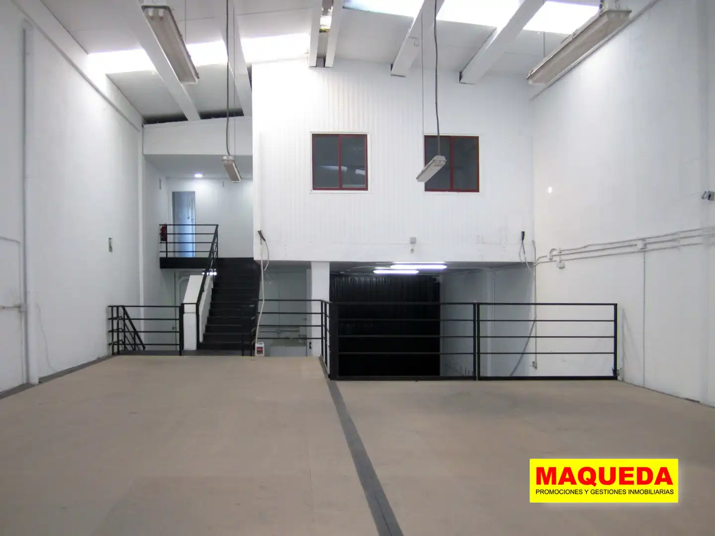 Nave Industrial en  Calle Geológicas 25 - Foto 3