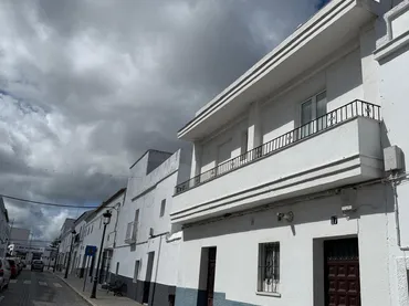 Casa adosada en  Calle Nuestra Señora de la Salud 17 - Foto 2