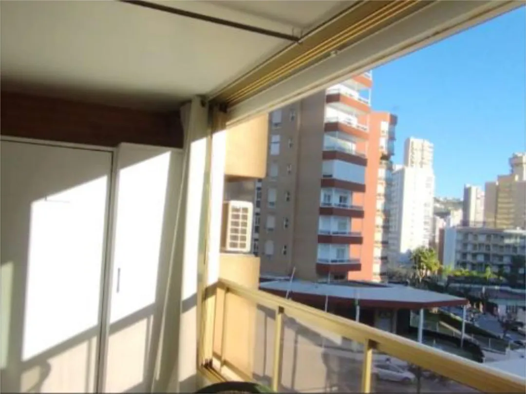 Piso en  Avenida del Doctor Orts Llorca 11 - Foto 2