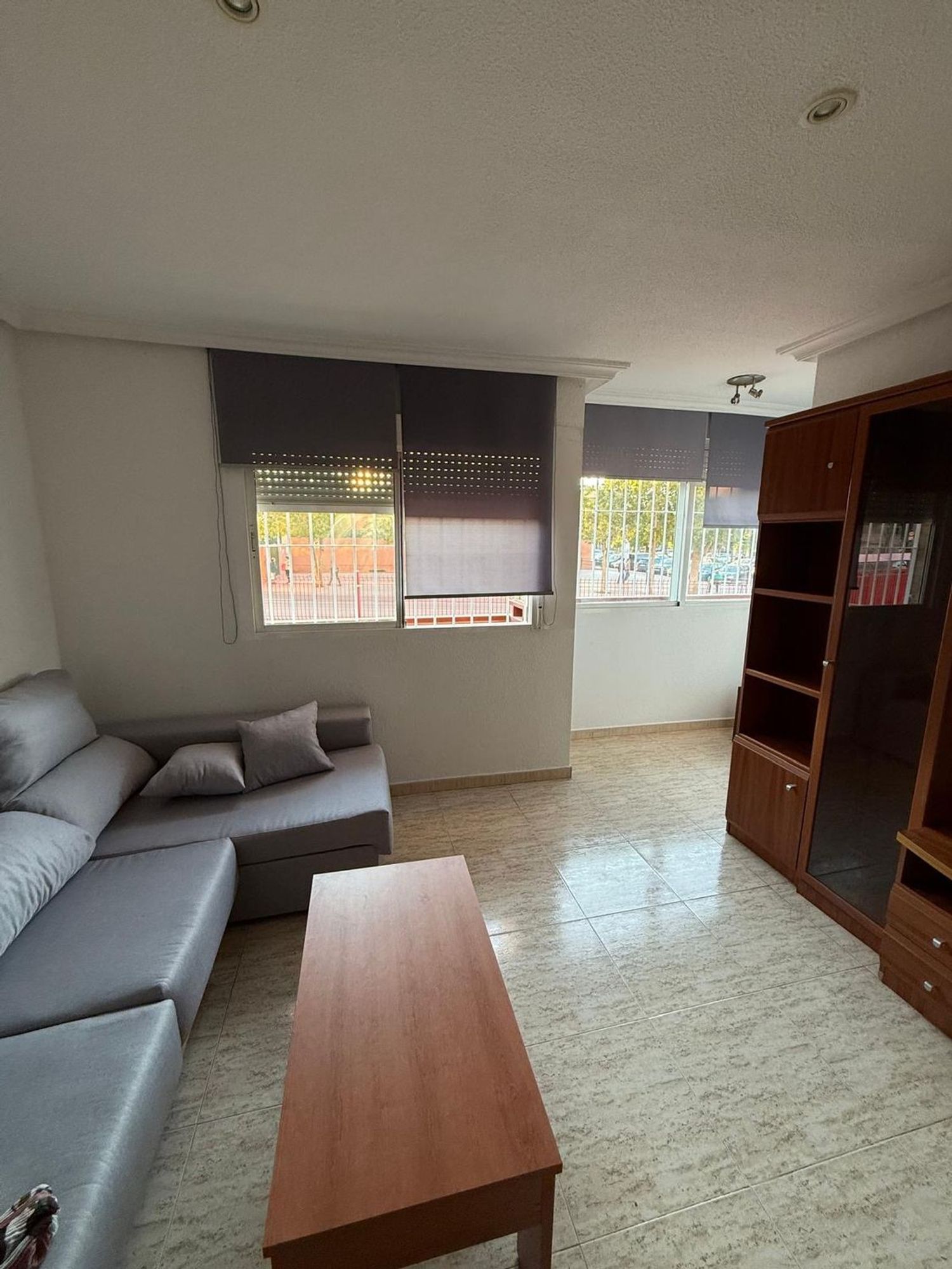 Piso en avenida Pío Baroja, 17 - Foto 2