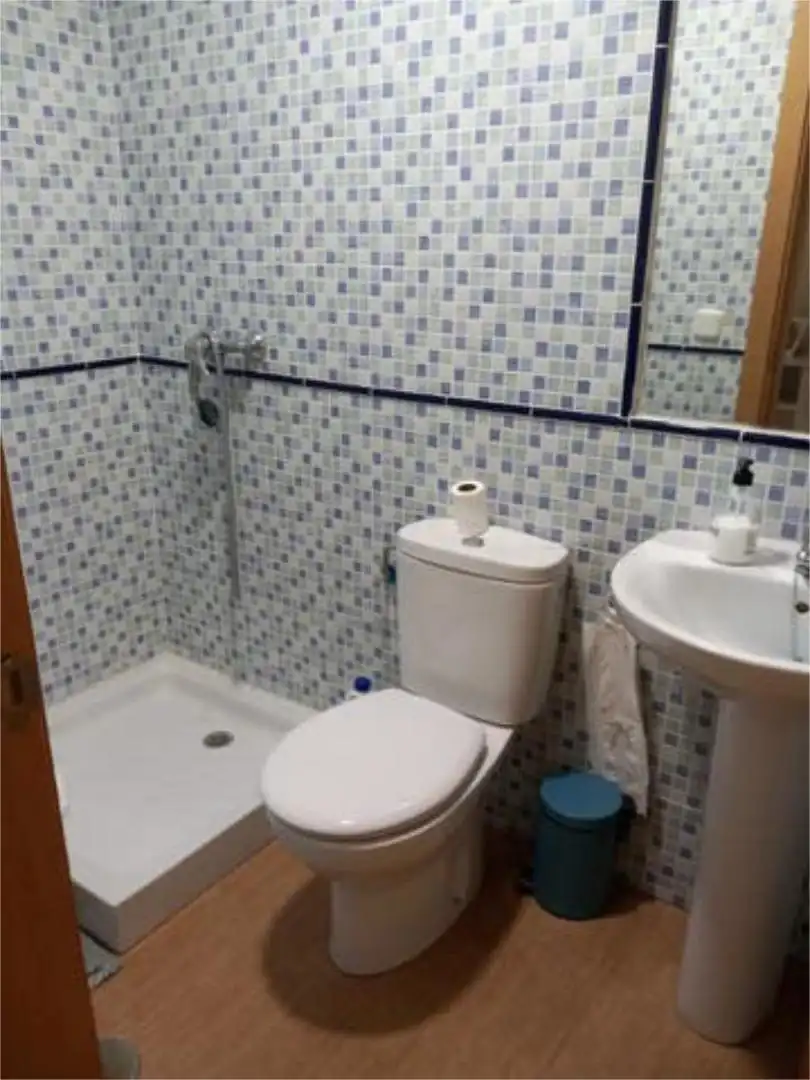 Piso en barrio - Foto 6