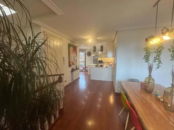 Chalet adosado en calle de Josep Renom, 99 - Foto 3