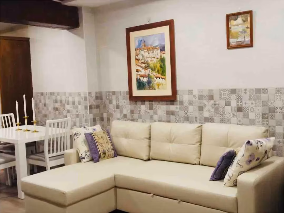 Estudio en  Carrer dels Àngels 105 - Foto 2