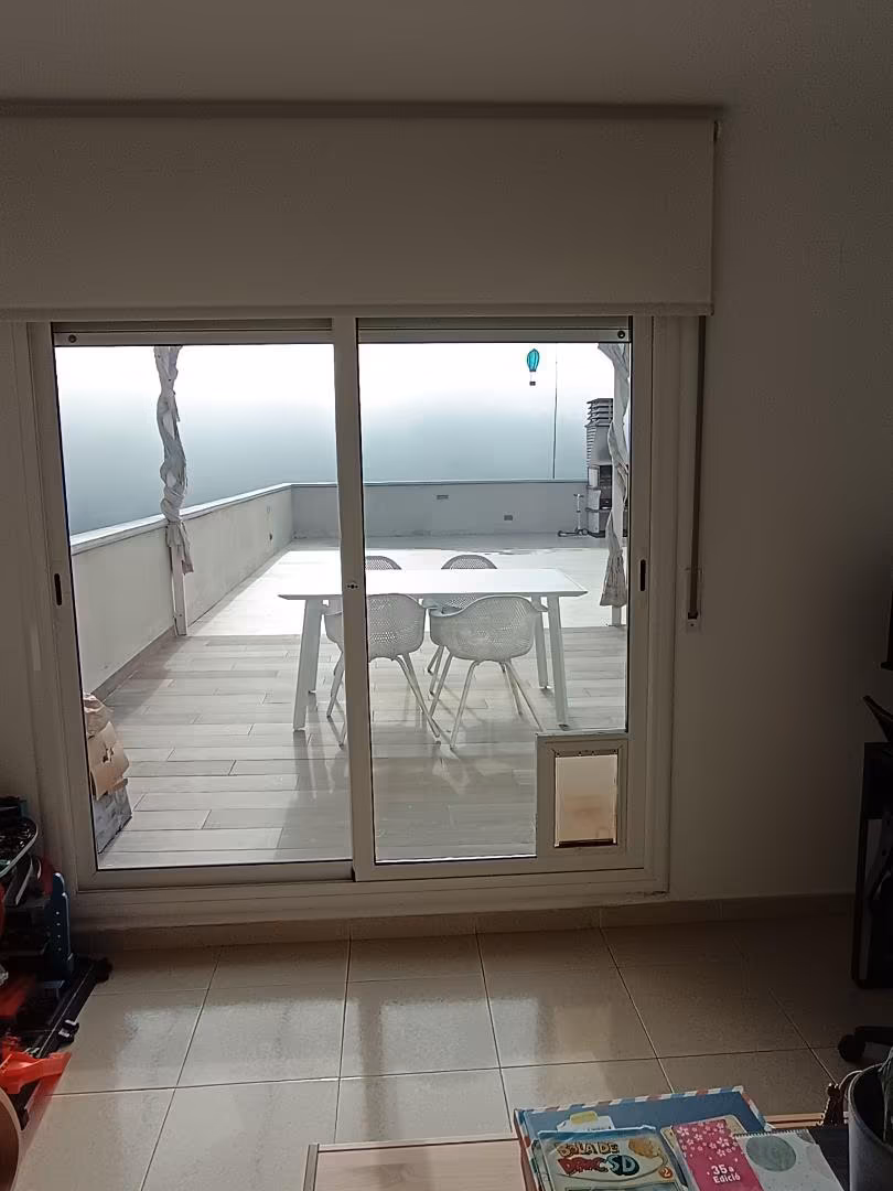 Piso en  Carrer Castellví de Rosanes 17 - Foto 3