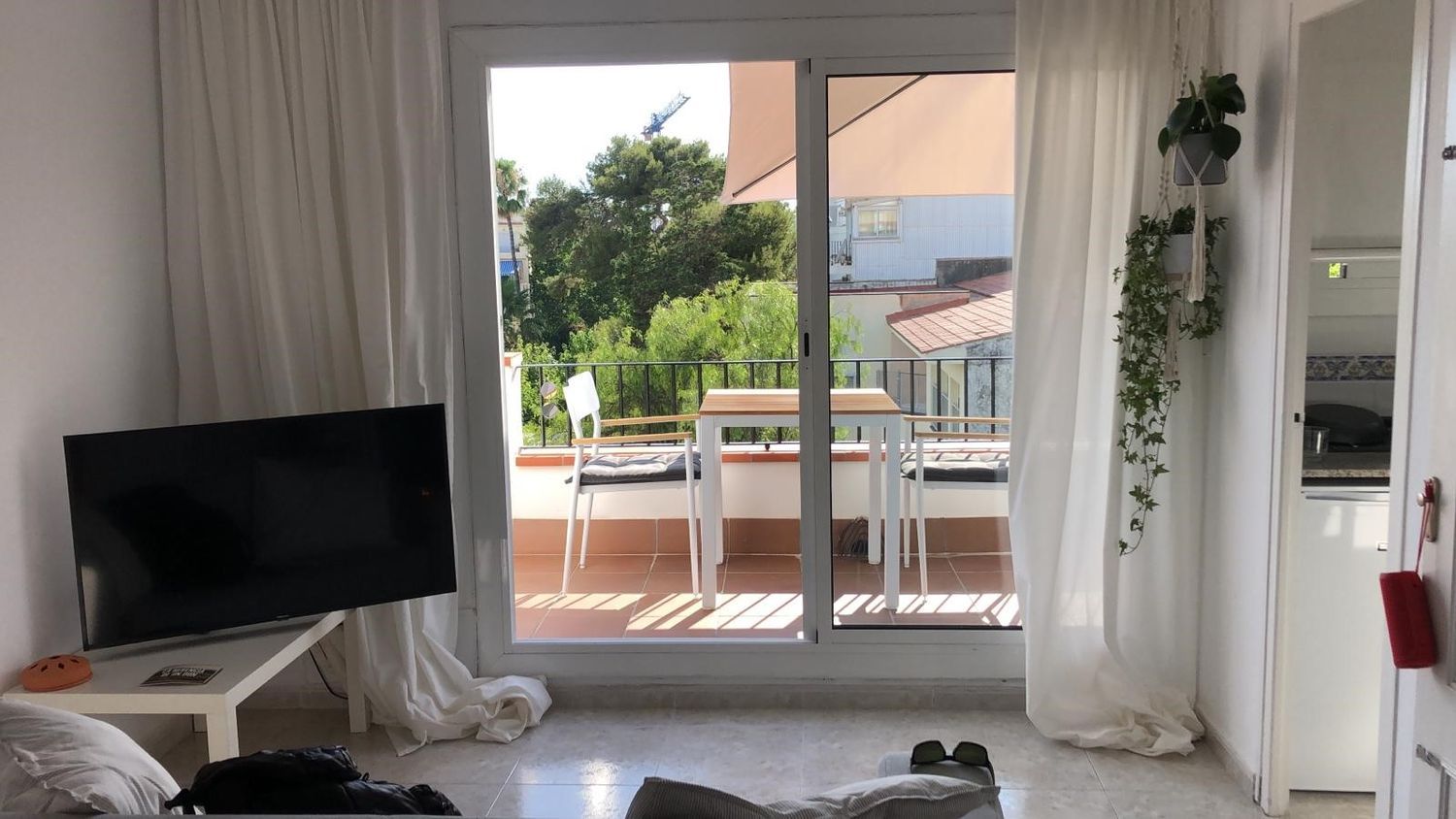 Estudio en calle de les Ànimes, 11 - Foto 1