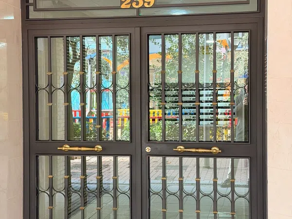 Piso en avenida de Nuevo Versalles, 239