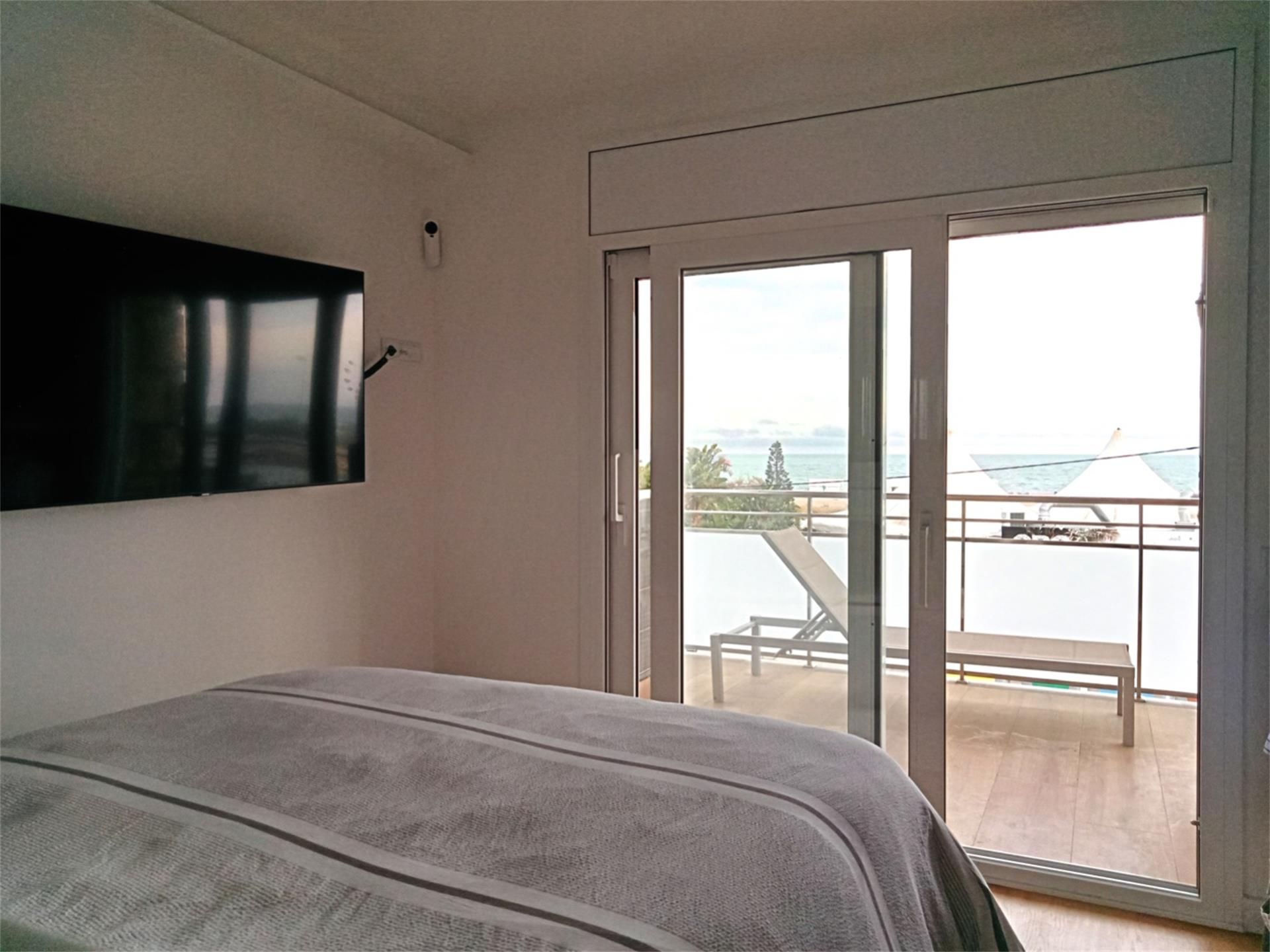 Piso en calle Passeig de la Marina 316 - Foto 8