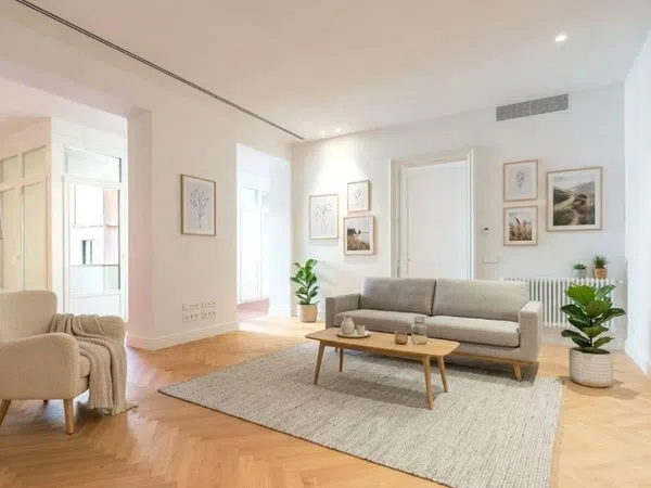 Piso en calle de Hernán Cortés, 21